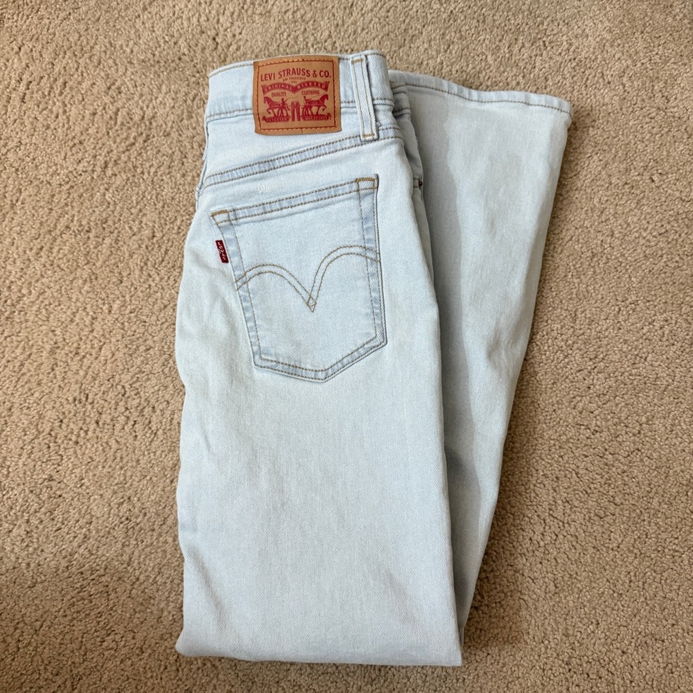 Levi’s Women’s Wedgie Straight Jeans